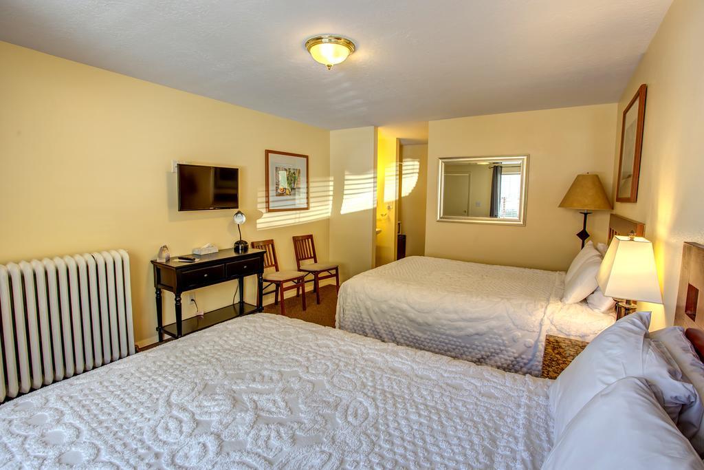 Home Hotel ラバ・ホット・スプリングス 部屋 写真